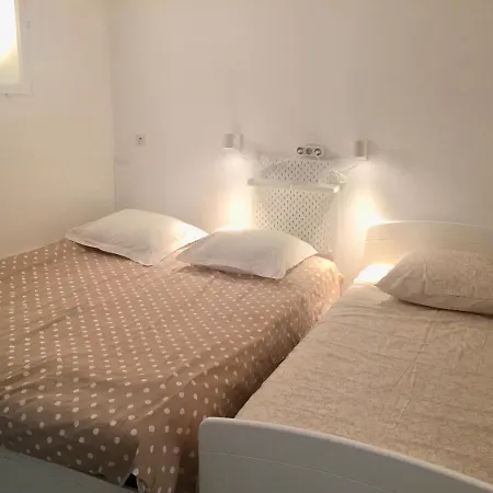 T1-Studio 60M2 A La Basse-Foret بيت للعطل